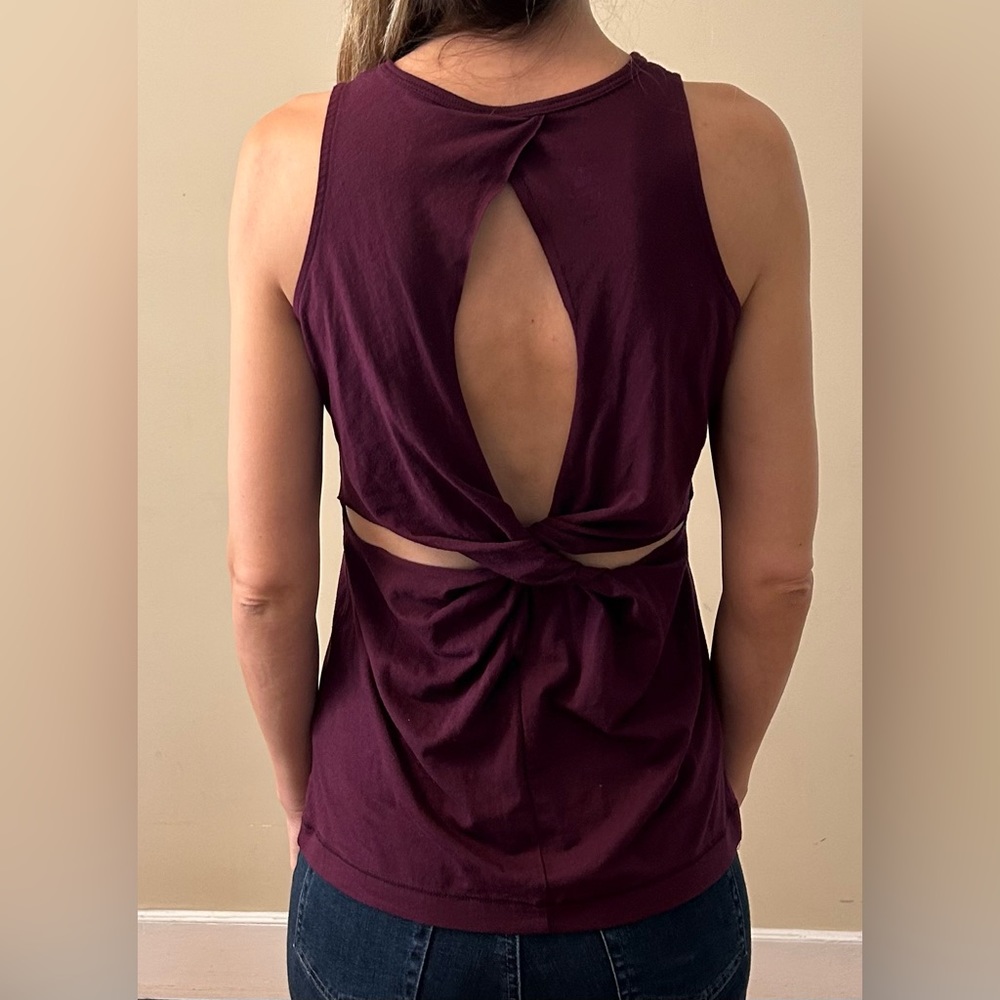 NWOT Fox Racing Open Cut Twist Back Maroon Tank
